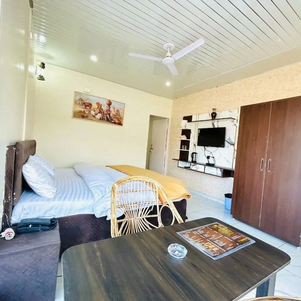 Enjoy The Spectacular Scenery From the Room Of The Best Hotel In Kanatal